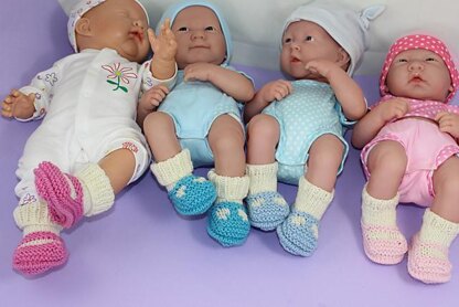 Premature Tiny and Newborn Baby Sock and Slipper Booties 4 designs