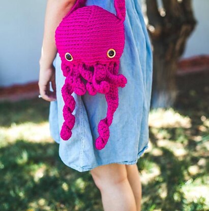 Squid Amigurumi Bag