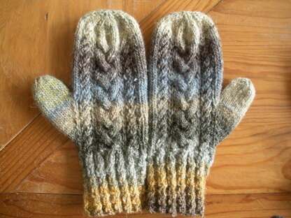 Cabled mitts - the sequels