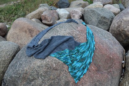 Ocean Waves Shawl