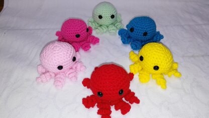Mini octopus crochet pattern