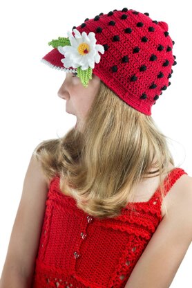 Ladybug Cap & Daisy Pin