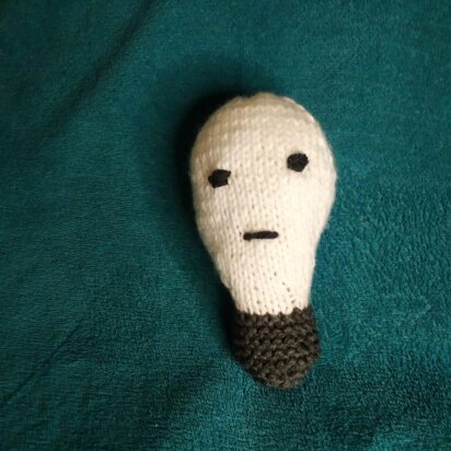 Knitted lightbulb