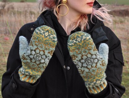 EBook Helleborus Series - 5 Artful Knitwear Designs