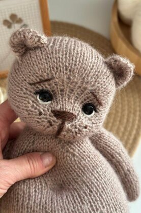 Teddy Bear Knitting Pattern – Classic Knitted Bear by OlaKnittedBears (28 cm)