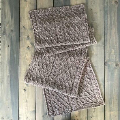 Trellis and Twists Scarf