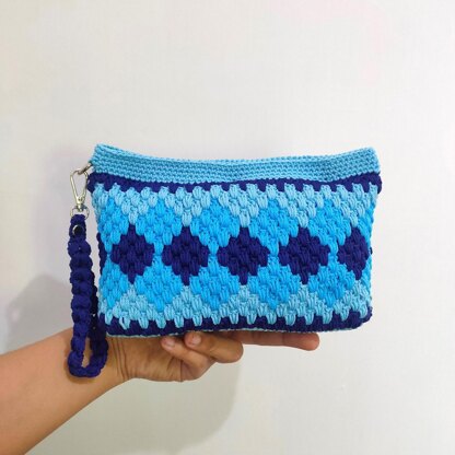 Agra Ethnic Pouch