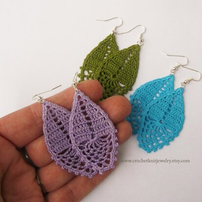 Drop lace earrings