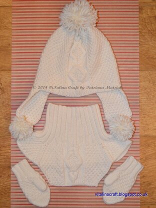 Frosty Morning Hat, Cowl and Mittens Set