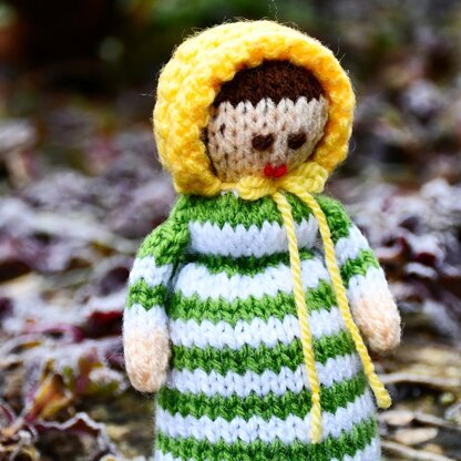 Victorian Doll Egg Cosy Knitting Pattern - Doll Knitting Pattern.