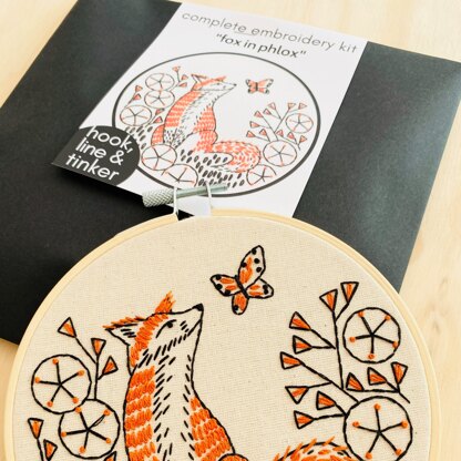 Hook Line & Tinker Fox in Phlox Embroidery Kit - 6in
