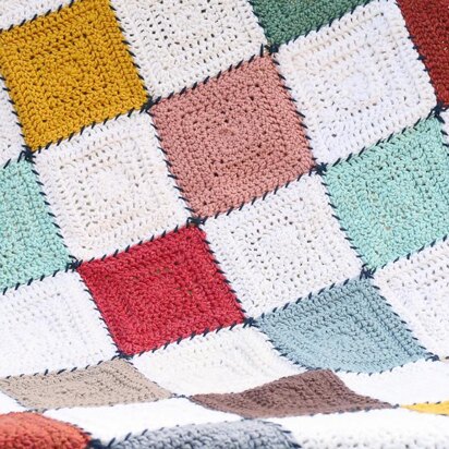 Not So Scrappy Scrap Yarn Blanket