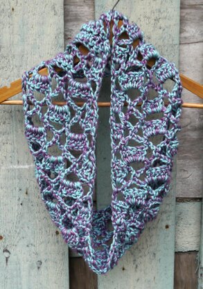 Crochet Cowl Scarf