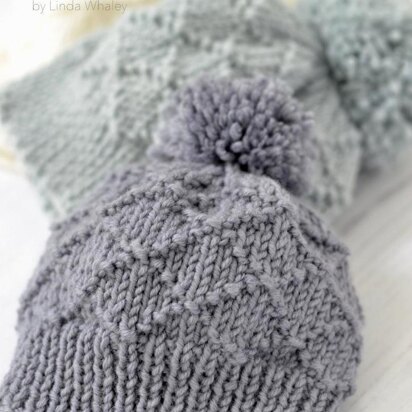 Simple Bobble Hat Jasper