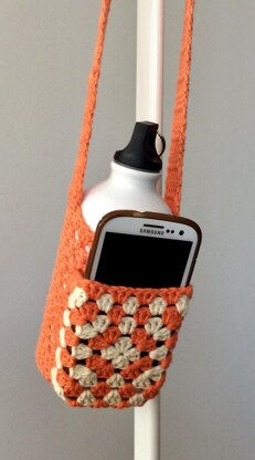 Granny square water bottle holder