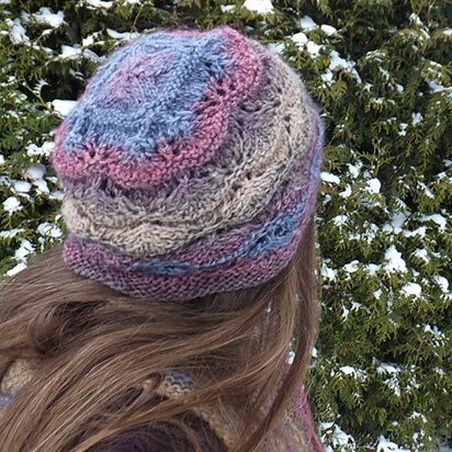 Crumpled hat - knitting pattern