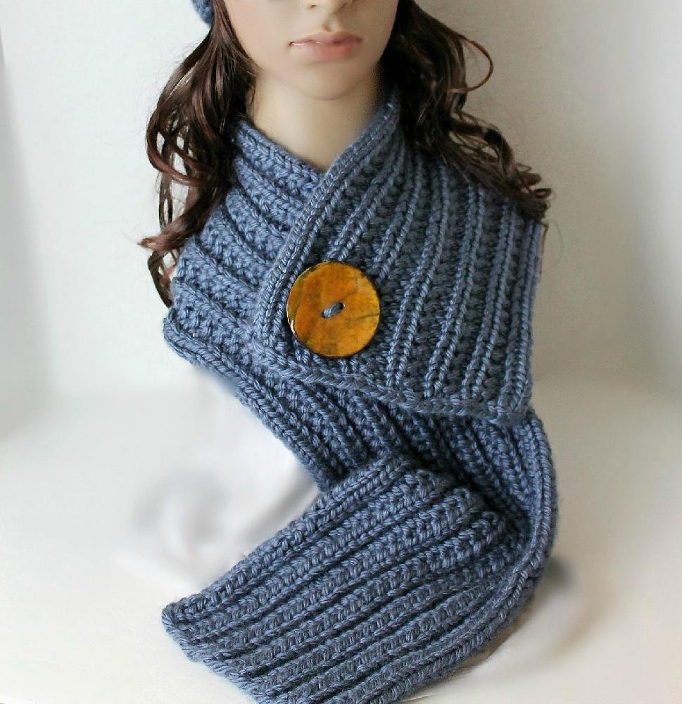 Farrow Rib Stitch Scarf Loom Knitting pattern by Denise Canela