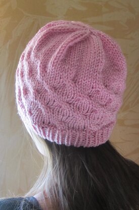 Pink Lady's Hat in Small Twists Stitch