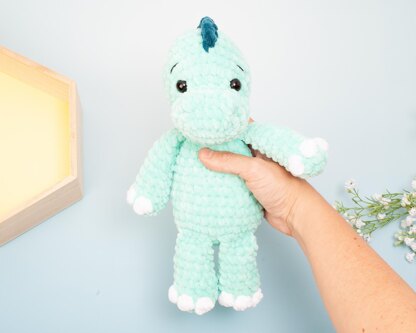 Dinosaur amigurumi plushie