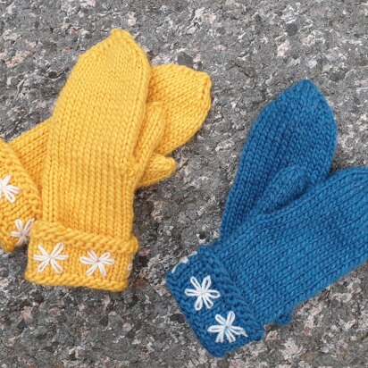 Snowflower Mittens