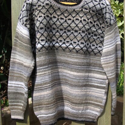 Man's Crew Neck Sweater with Stranded Colourwork Yoke