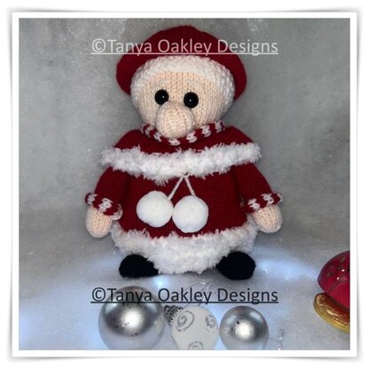 Mrs Claus & Elf gonk gnomes