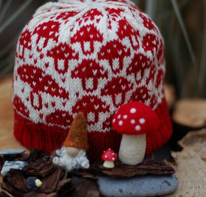 Mushroom Embroidery Kit, Beginner Level, Fungus Among Us