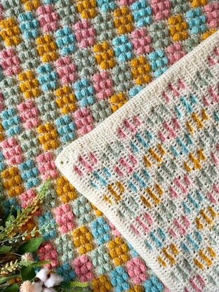 Bobble Blooms Blanket