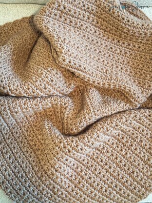 Star Stitch Cozy Throw