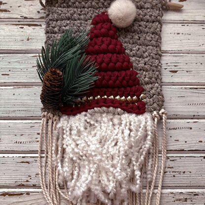 Gnome wall hanging