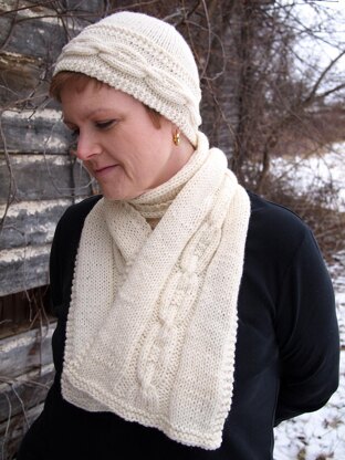 Beorn Cowl and Scarf (Worsted)