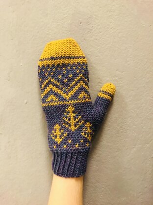 Winter Mountain Mittens