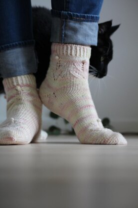 Leaf Flower Socks