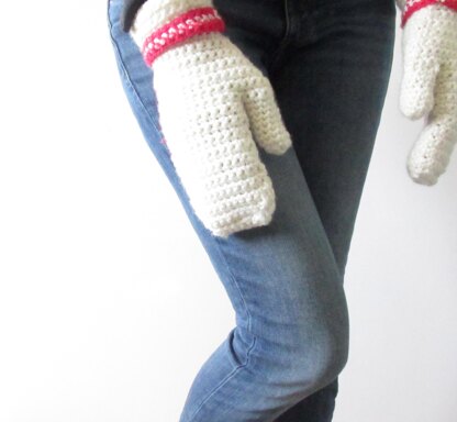 Secret Loveheart Mittens