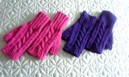 Cable Fingerless Mittens