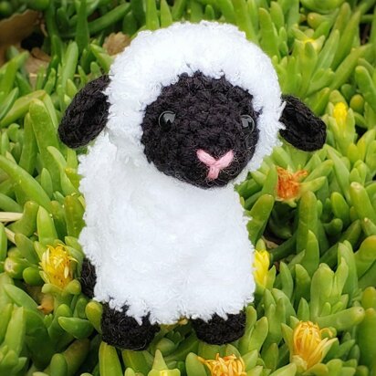 Little Easter Lamb Amigurumi