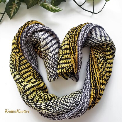 Vajra infinity scarf