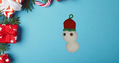 Arctic No Nose Snowman Ornament