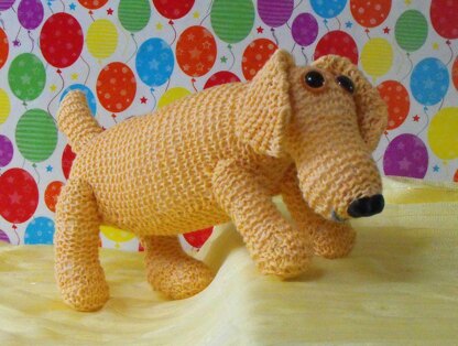 NURSERY SAUSAGE DOG TOY KNITTING PATTERN - MADMONKEYKNITS