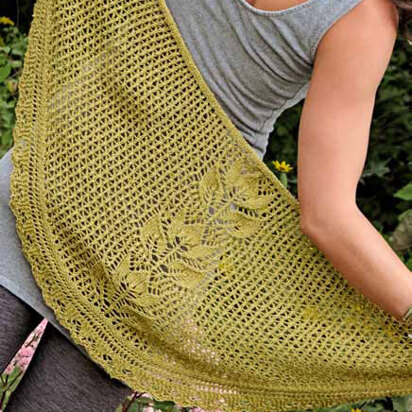 Tulip Shawlette in knit One Crochet Too Cozette - 2118 - Downloadable PDF