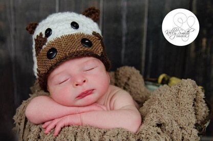 Lil' Cow Newborn Beanie