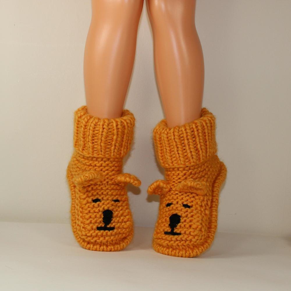 Free knitting pattern hot sale for childrens boot slippers