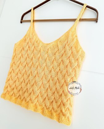 Women’s aran crop top