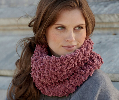 Neck Warmer in Katia Velvet Loop - 8020_158 - Downloadable PDF