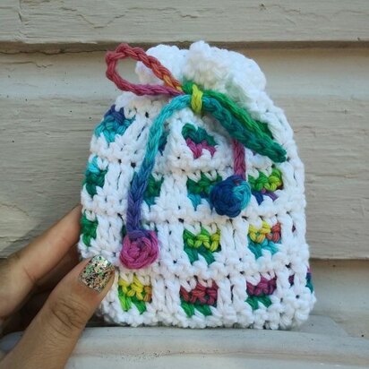 Through the Window Soap Cozy (or Small Gift Bag)