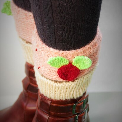 Cupcake boot topper