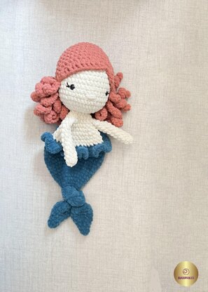 Sonia Mermaid Snuggler