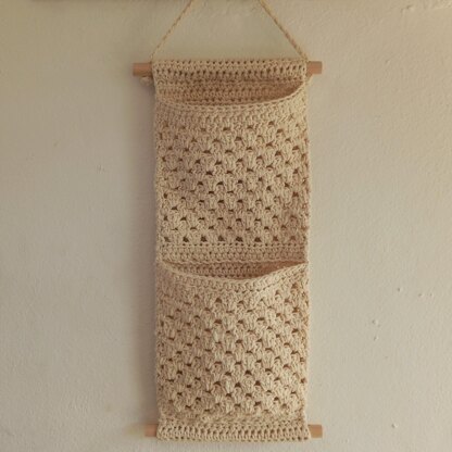 Crochet Pattern for Wall Pockets