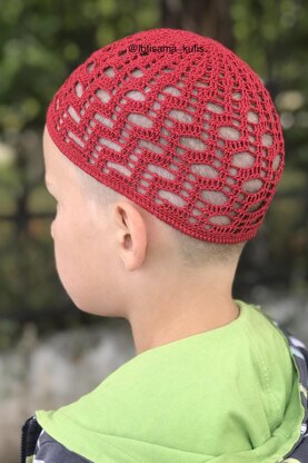 Short crochet cotton cap for adults