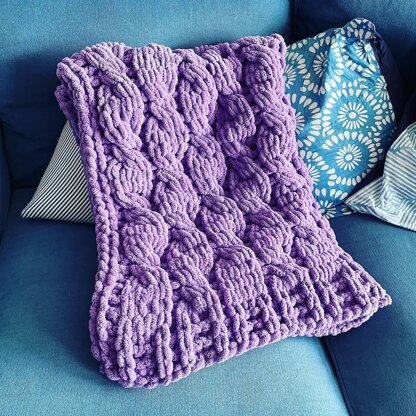Chunky Cable Twist Blanket